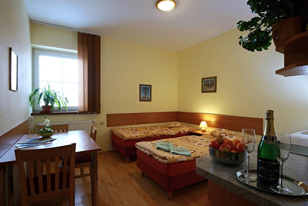 Wellness Pod Rozhlednou Kostelec nad Orlicí