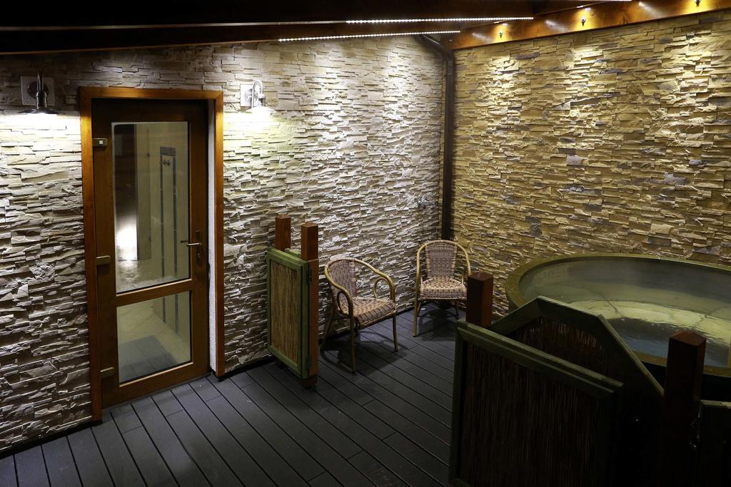 Wellness Pod Rozhlednou Pensión 3*